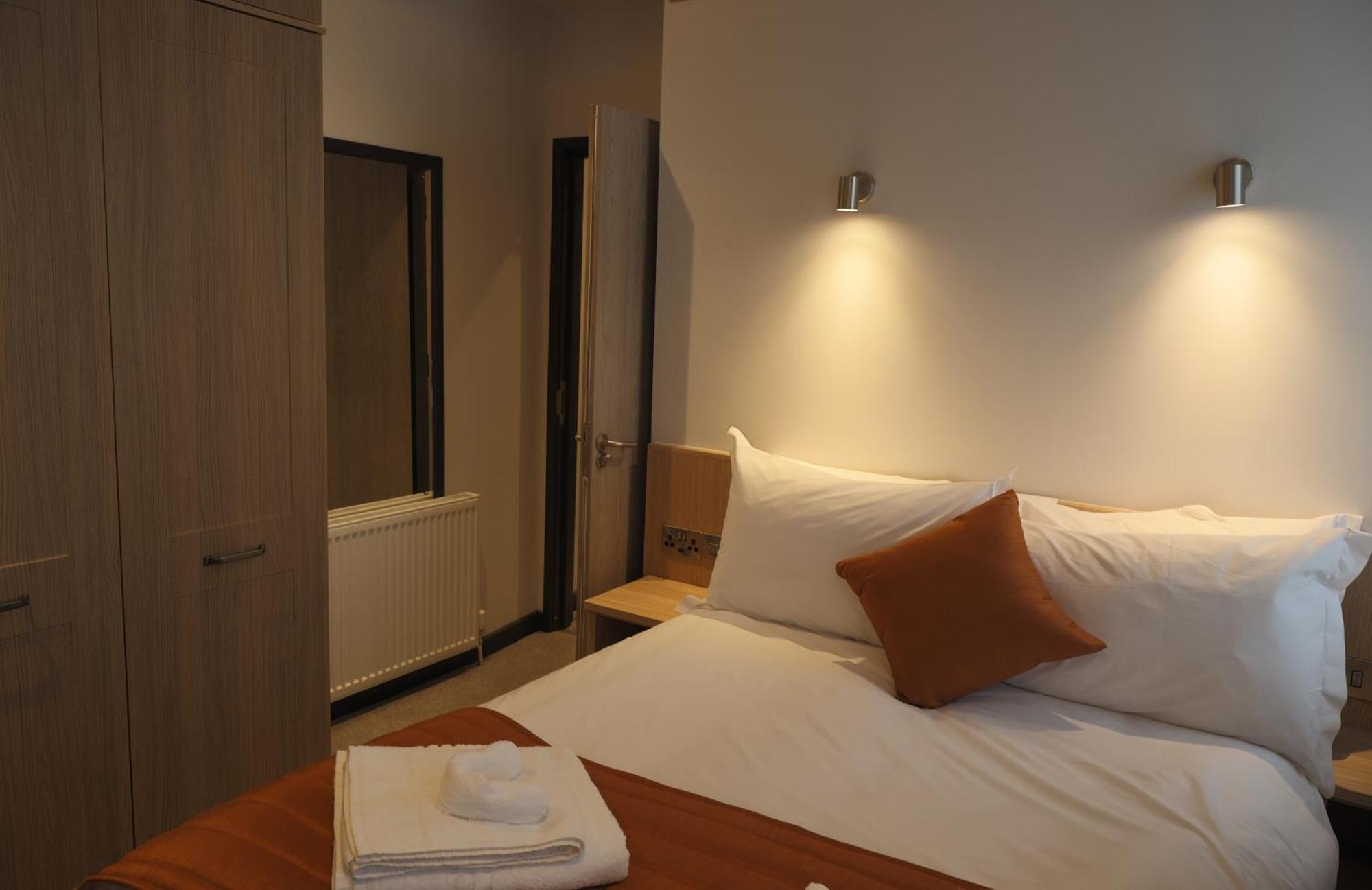 The Teifi Waterside Hotel Cardigan Pokoj fotografie