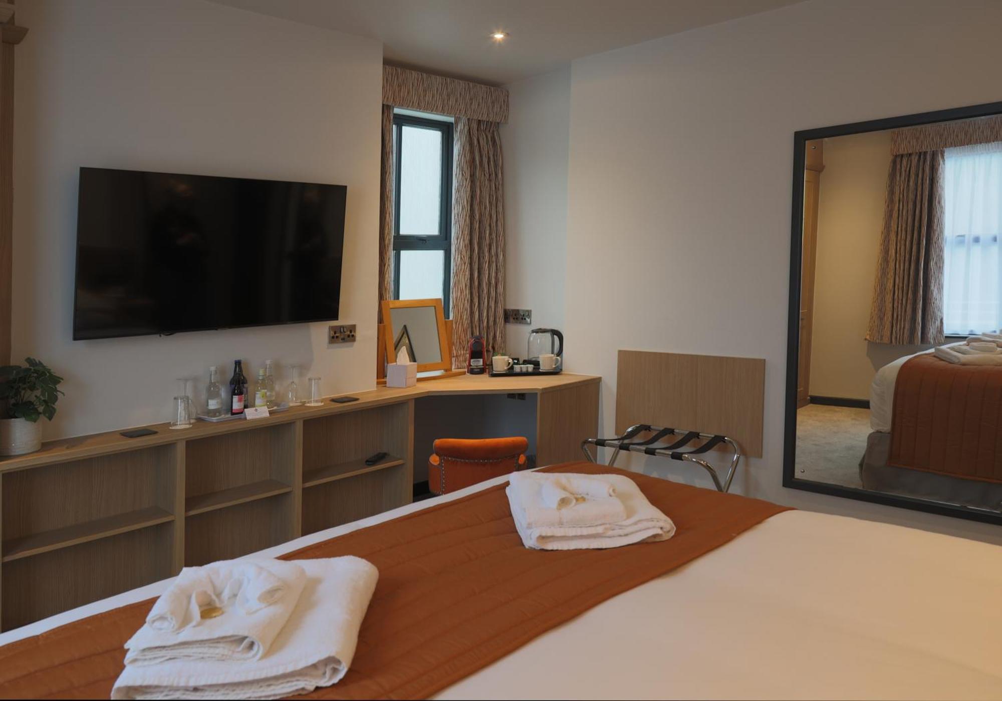 The Teifi Waterside Hotel Cardigan Pokoj fotografie